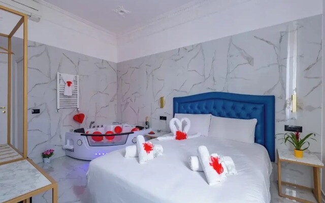Miss Suite