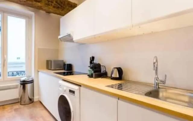 Charming Apartment -1br/4p- Bastille