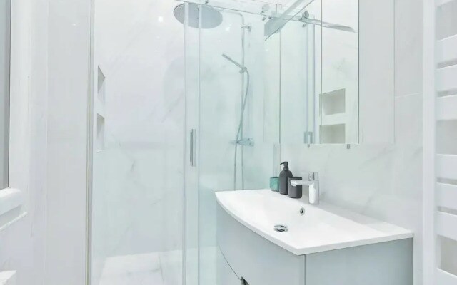 Magnificent Flat - Near Trocadaro
