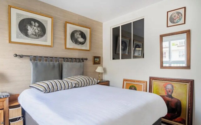 Paris Rebeval residence