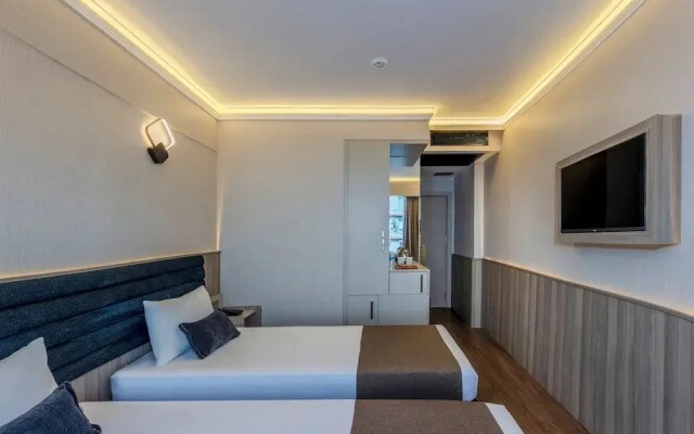 Felix Hotel