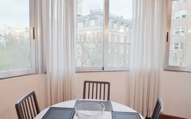 DFlat Escultor Madrid 204 Apartments