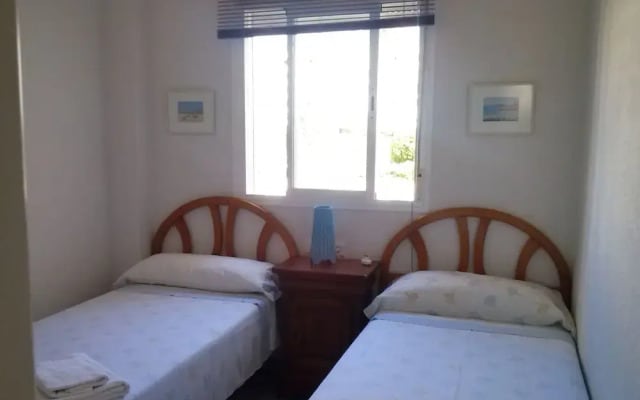 Lovely, Sunny, Secure, Panoramic Seaview Apart With Wifi