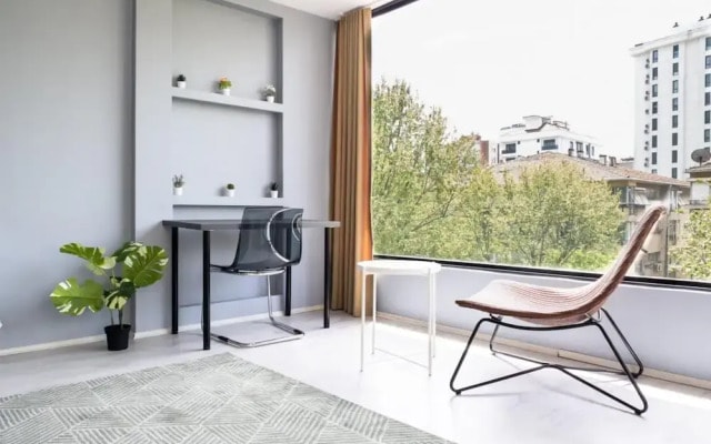 Charming Flat Near Bagdat Street in Kadikoy