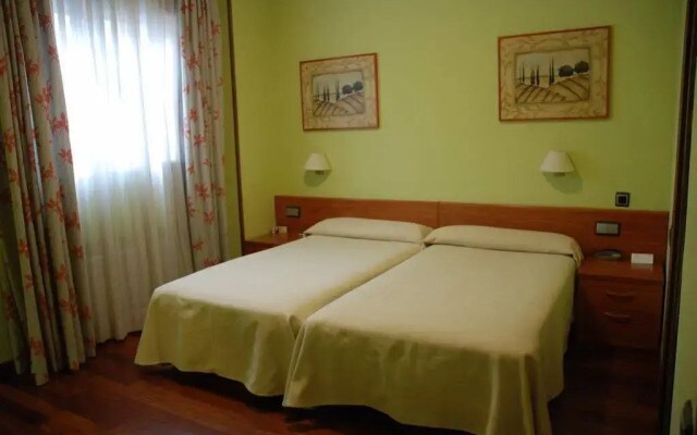 Hostal Los 5 Pinos