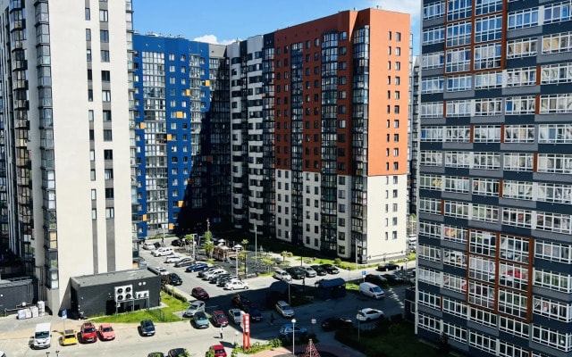 Like Home на улице Батальная 100