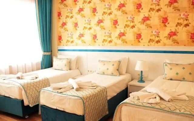 A Warmly Welcome Home to Star Holiday Hotel 6