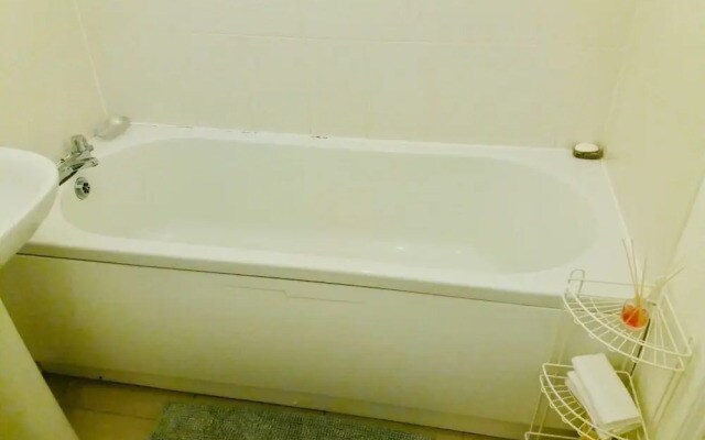 NEW 2BD Townhouse Great Location Manchester