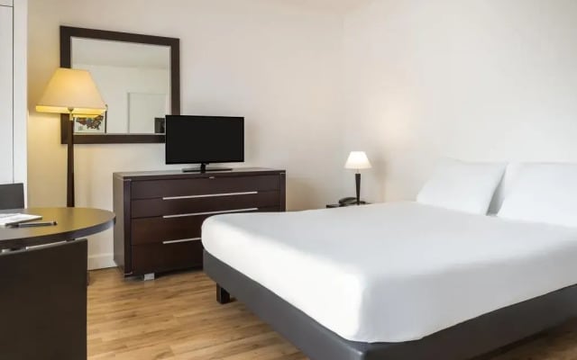 Aparthotel Adagio access Paris Tour Eiffel Saint-Charles