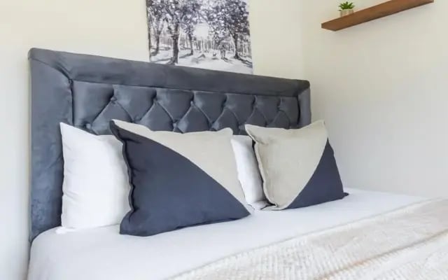 Stunning Double Bed Room In Isleworth TW7