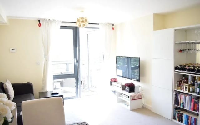 Stylish Apartment With Balcony In Finsbury Park