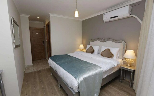 4 Angels Hotel