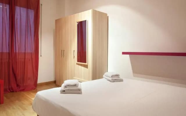 Classbedroom Apartments III