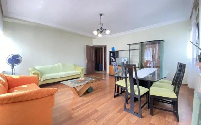 Superb Flat Close to Cevahir Mall in Sisli