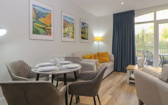 2 Rock Mill Holiday Apartments
