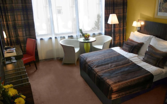 EA Hotel Crystal Palace
