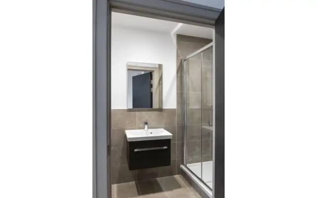 Finchley Modern Studio Apartments M