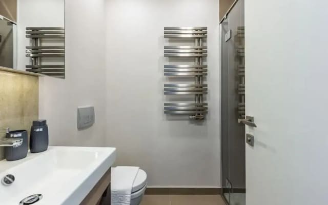 Studio Flat with Panoramic City View in Atasehir