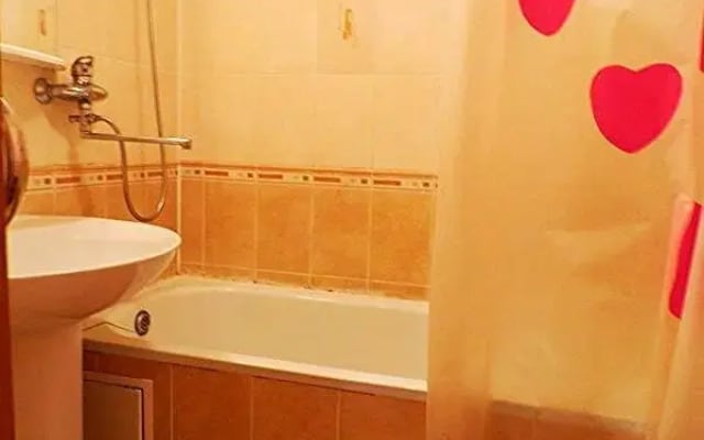 Рядом с Аквапарком