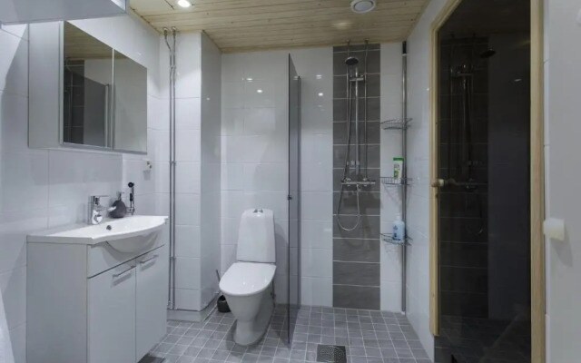 Tuomas' luxurious suites, Vasko