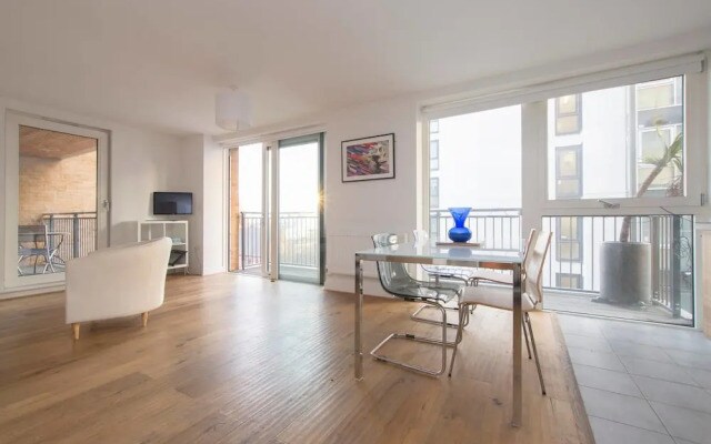 Modern 1 Bedroom Dalston Flat