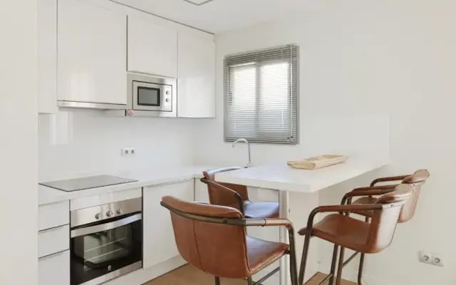 Caleta Homes - Apartamentos Pompidou