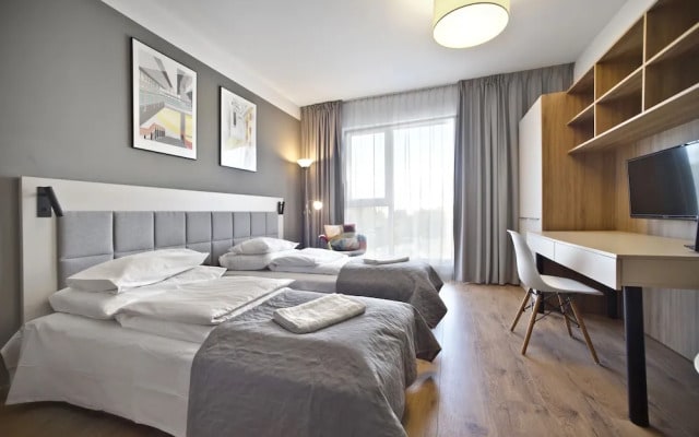 P&O Apartments Wolska Residence 165