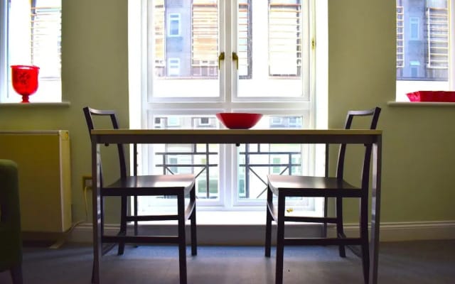 Central London Spacious 1 Bedroom Flat