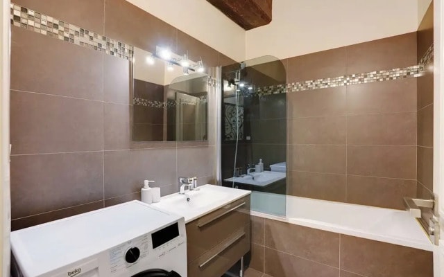 Charming Apartment - 2br/6p - Monnaie