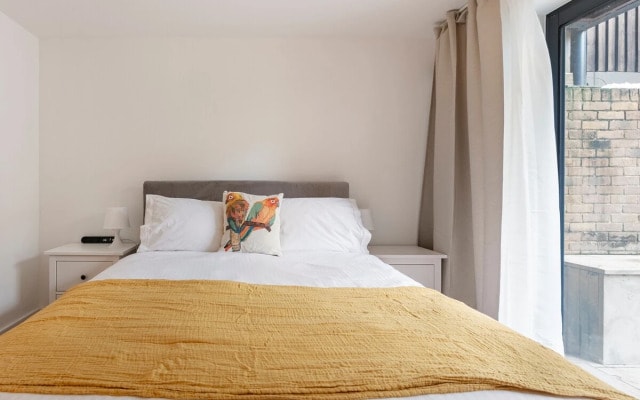 Child & pet friendly | Parking