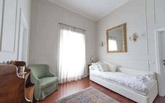 Rent In Rome - Appartamento Frezza