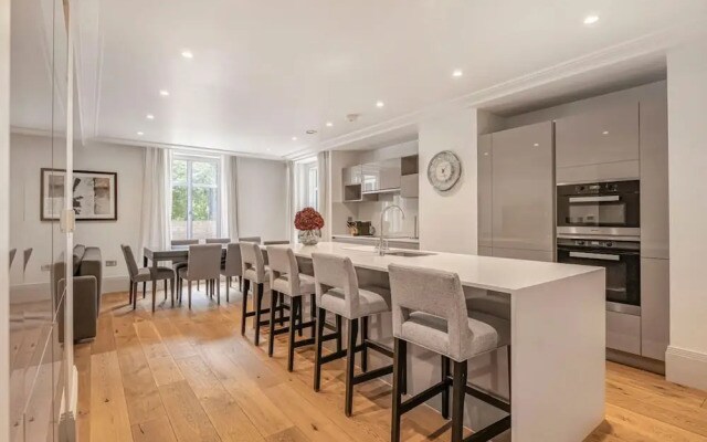 Large Mayfair Home Huge Terrace Concierge