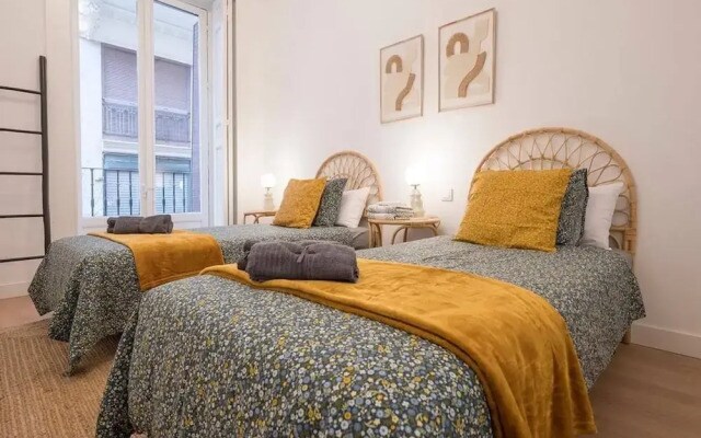 Luxury Apartment in the Heart of Gran Via