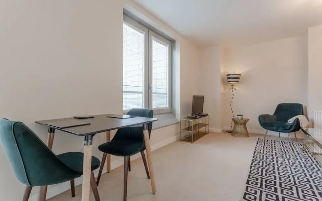 Spacious and Central Flat Near Regent's Park