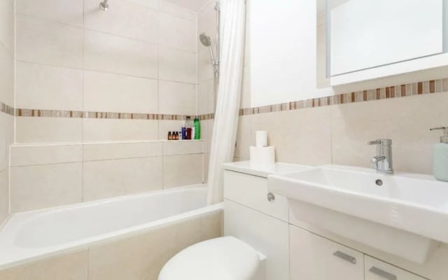 1 Bedroom Apartment in Camden
