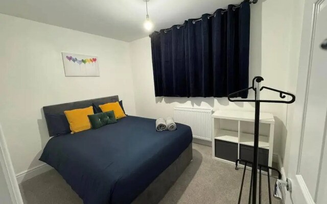 Modern 5-bed House in London Close Excel - Big Ben