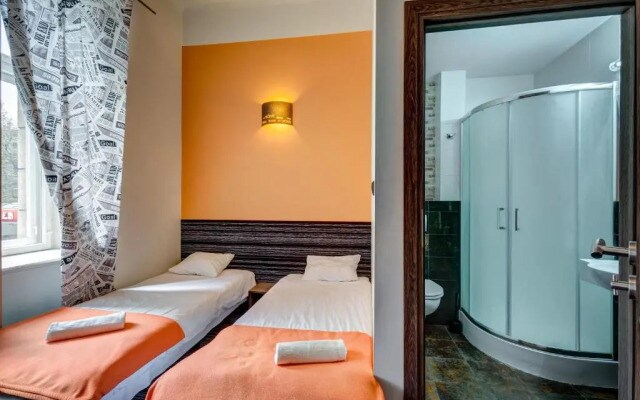 Planet Hostel