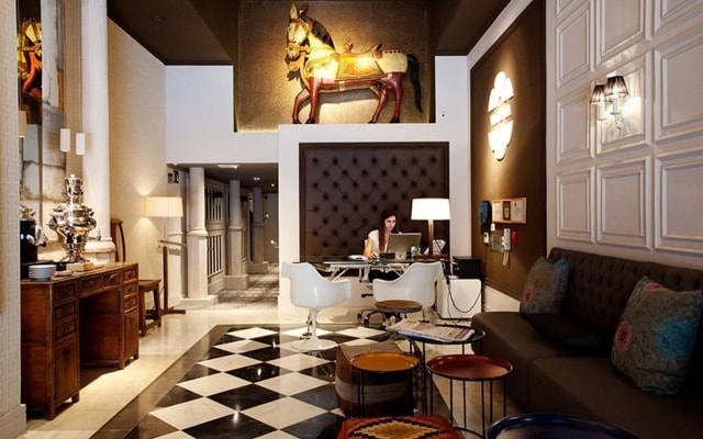 Vasanta Hotel