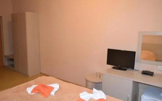 Ozet Guest House