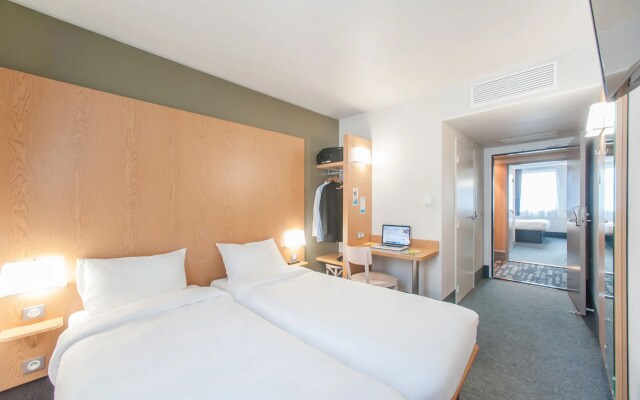 B&B HOTEL Paris Porte des Lilas