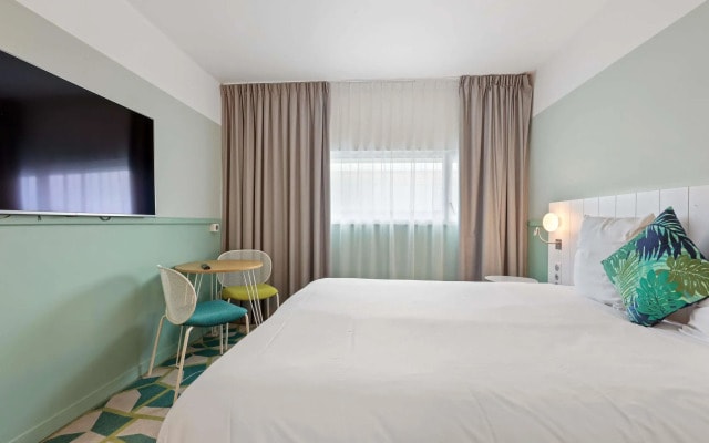 Отель Mercure Paris Orly Airport