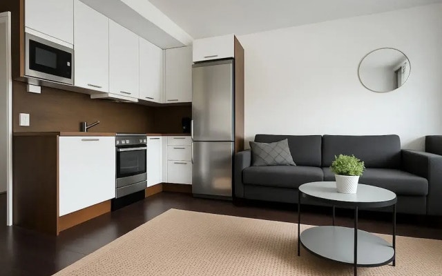 TH City Suite 2