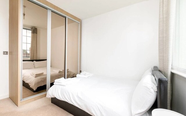 Modern 2 Bed In The Heart Of Ealing Broadway