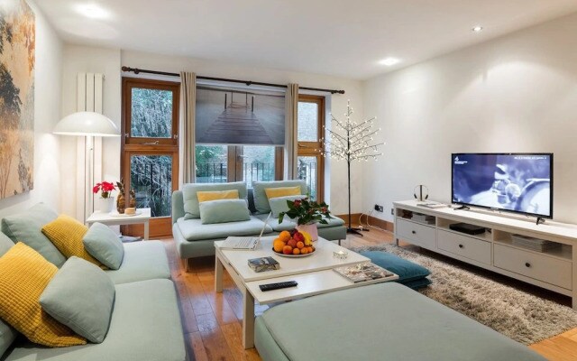 Luxury Kensington Apartment W8