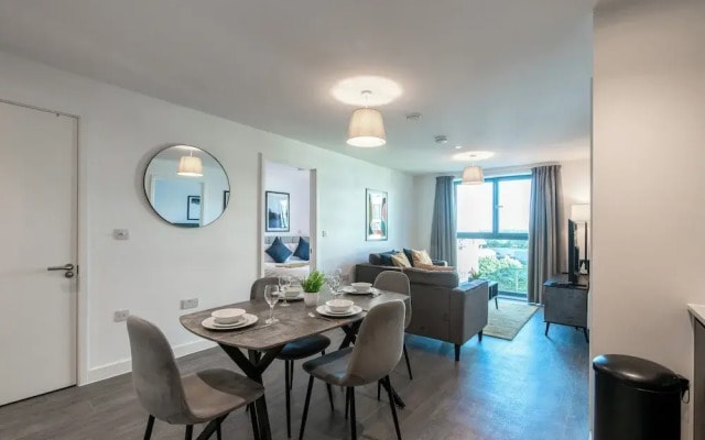 Insignia Aparment