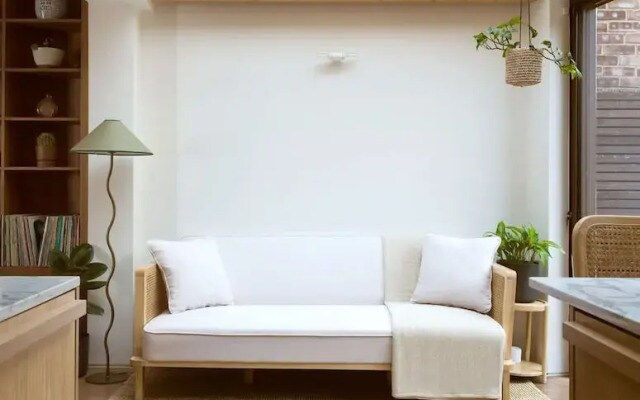 Architectural Digest - 2 bed