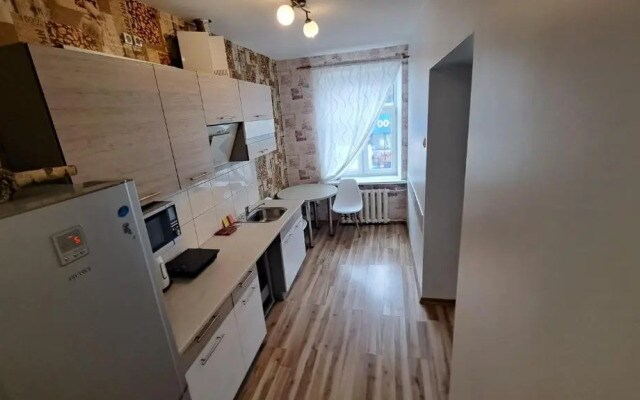 Sakņu 16/18