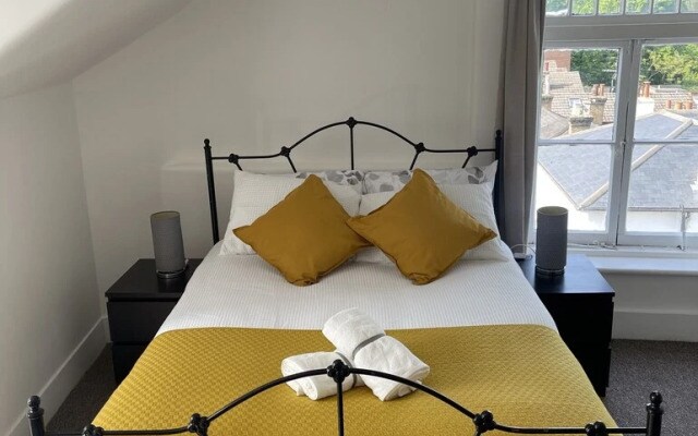 First Rate Apartment
