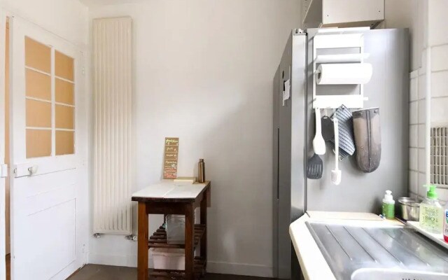 Magnificent Apartment Near the Center of Paris