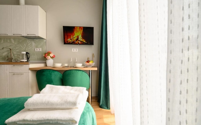 MOKO Apartments (МОКО Апартментс) на Берёзовой аллее